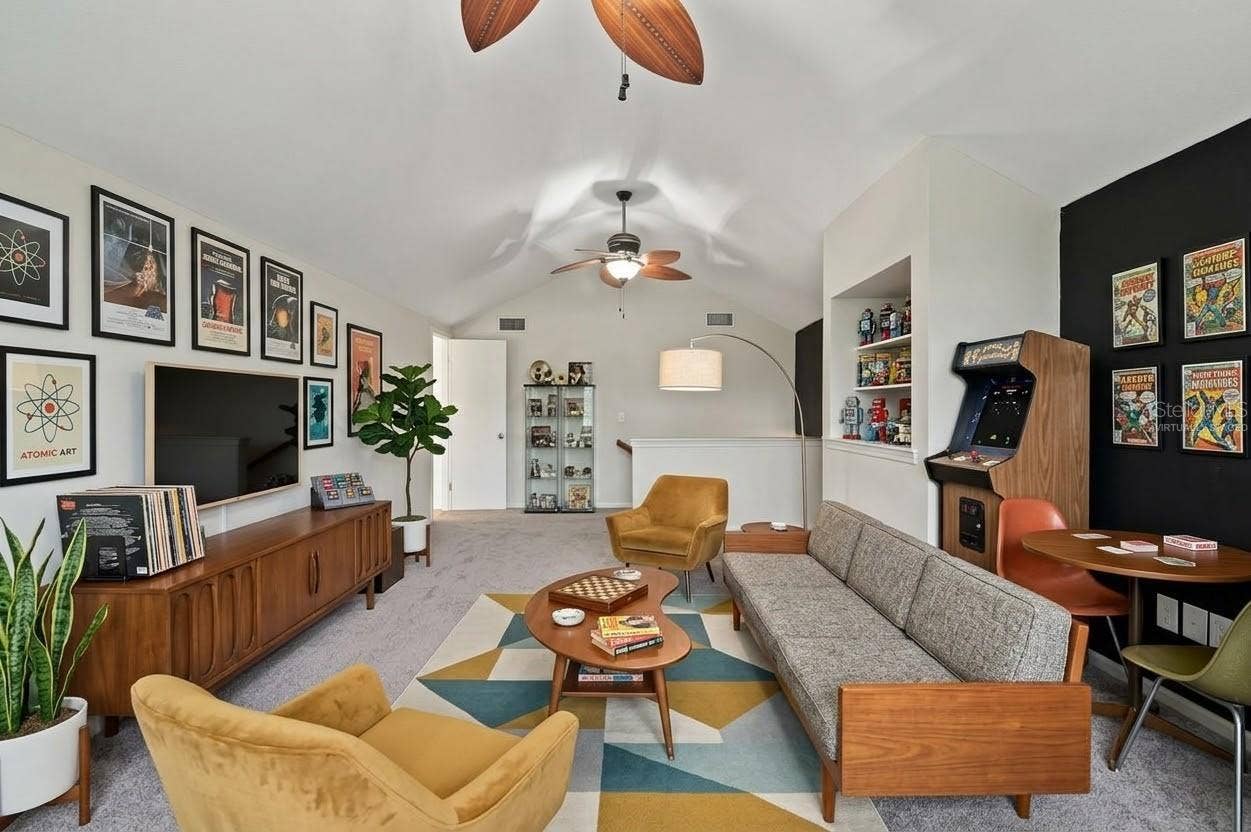 828 BROOKWOOD DRIVE, Lakeland, FL 33813 virtually staged