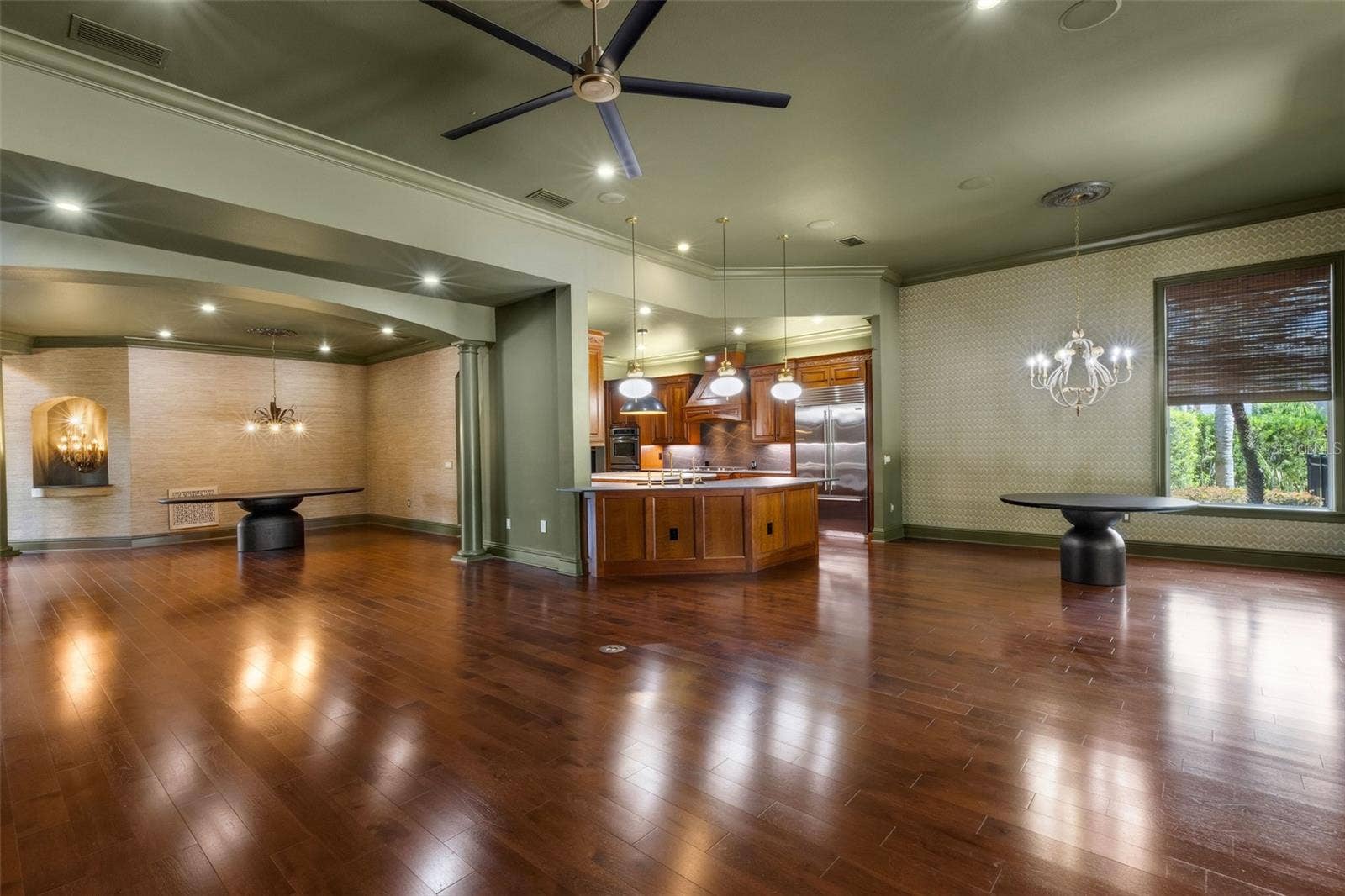 2734 BELLERIVE DRIVE, Lakeland, FL 33803 A simple WOW will do!!