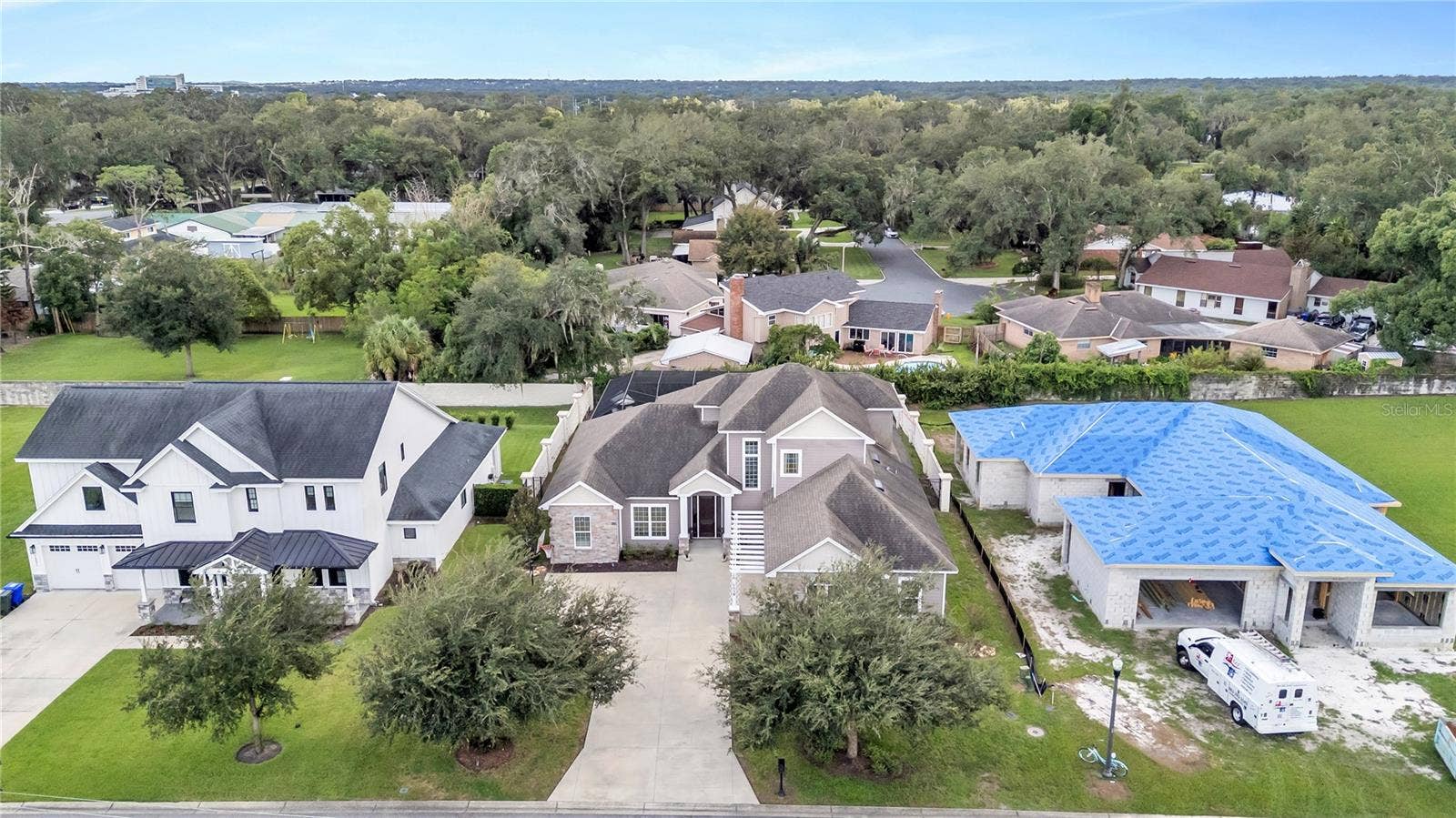 1539 HOLLINGSWORTH CREEK COURT, Lakeland, FL 33803 1539 HOLLINGSWORTH CREEK COURT, Lakeland, FL 33803