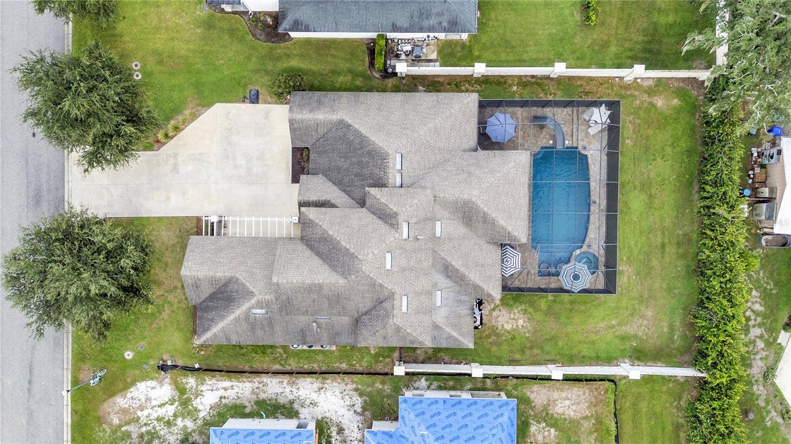 1539 HOLLINGSWORTH CREEK COURT, Lakeland, FL 33803 1539 HOLLINGSWORTH CREEK COURT, Lakeland, FL 33803