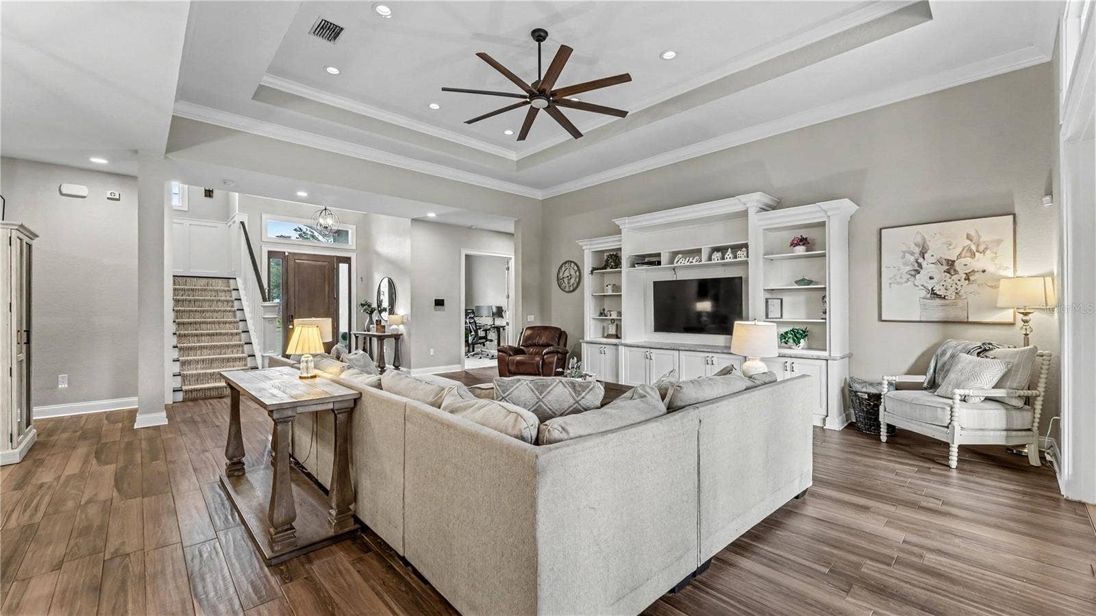 1539 HOLLINGSWORTH CREEK COURT, Lakeland, FL 33803 1539 HOLLINGSWORTH CREEK COURT, Lakeland, FL 33803