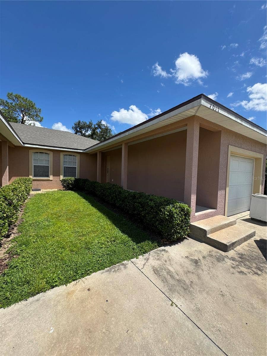 Property photo for 1011 FOX LAKE DRIVE, Lakeland, FL
