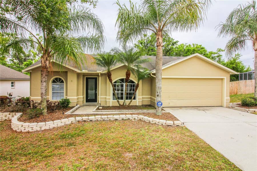 Property photo for 527 EMERALD COVE LOOP, Lakeland, FL