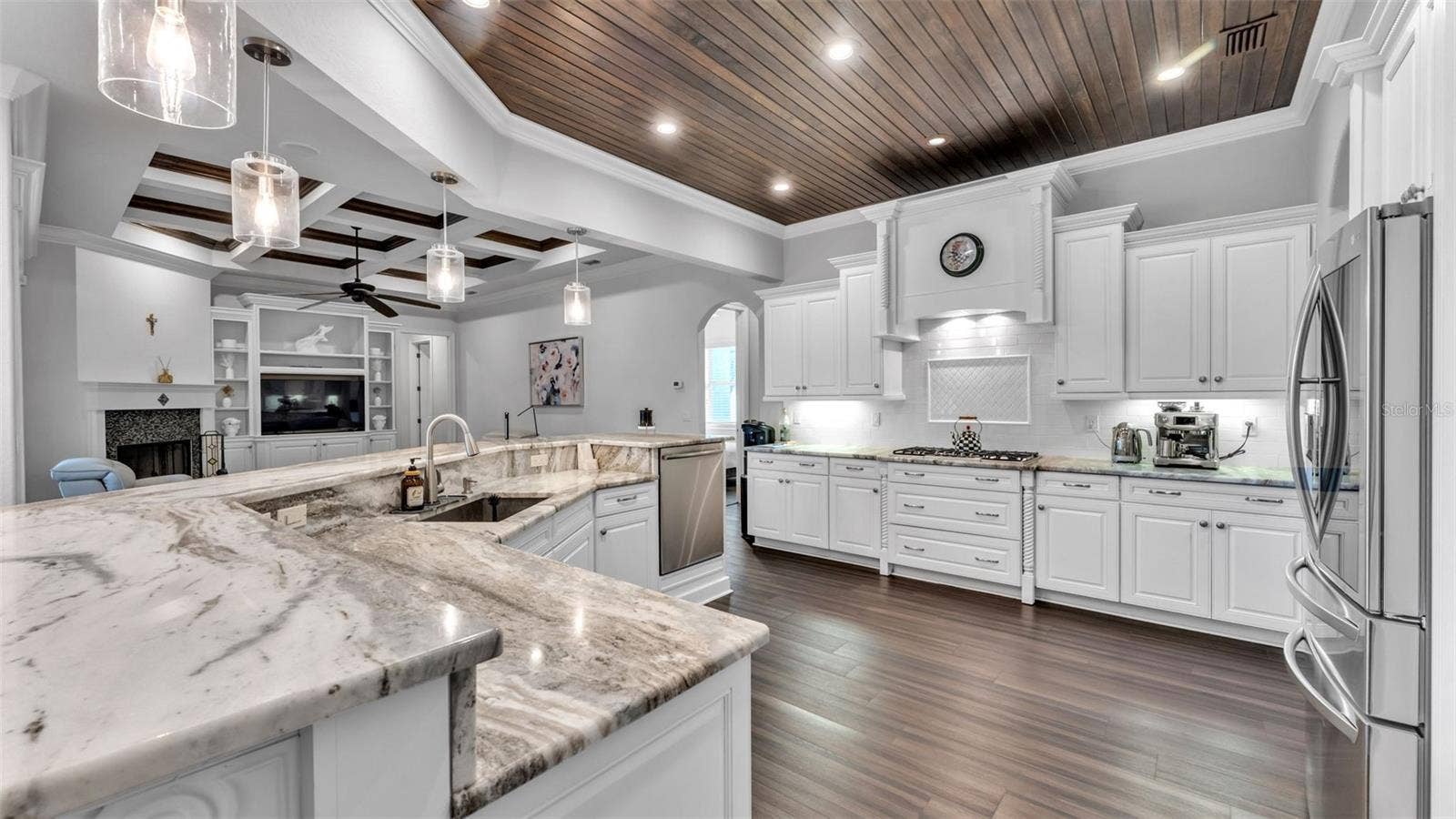 6626 CRESCENT WOODS CIRCLE, Lakeland, FL 33813 6626 CRESCENT WOODS CIRCLE, Lakeland, FL 33813