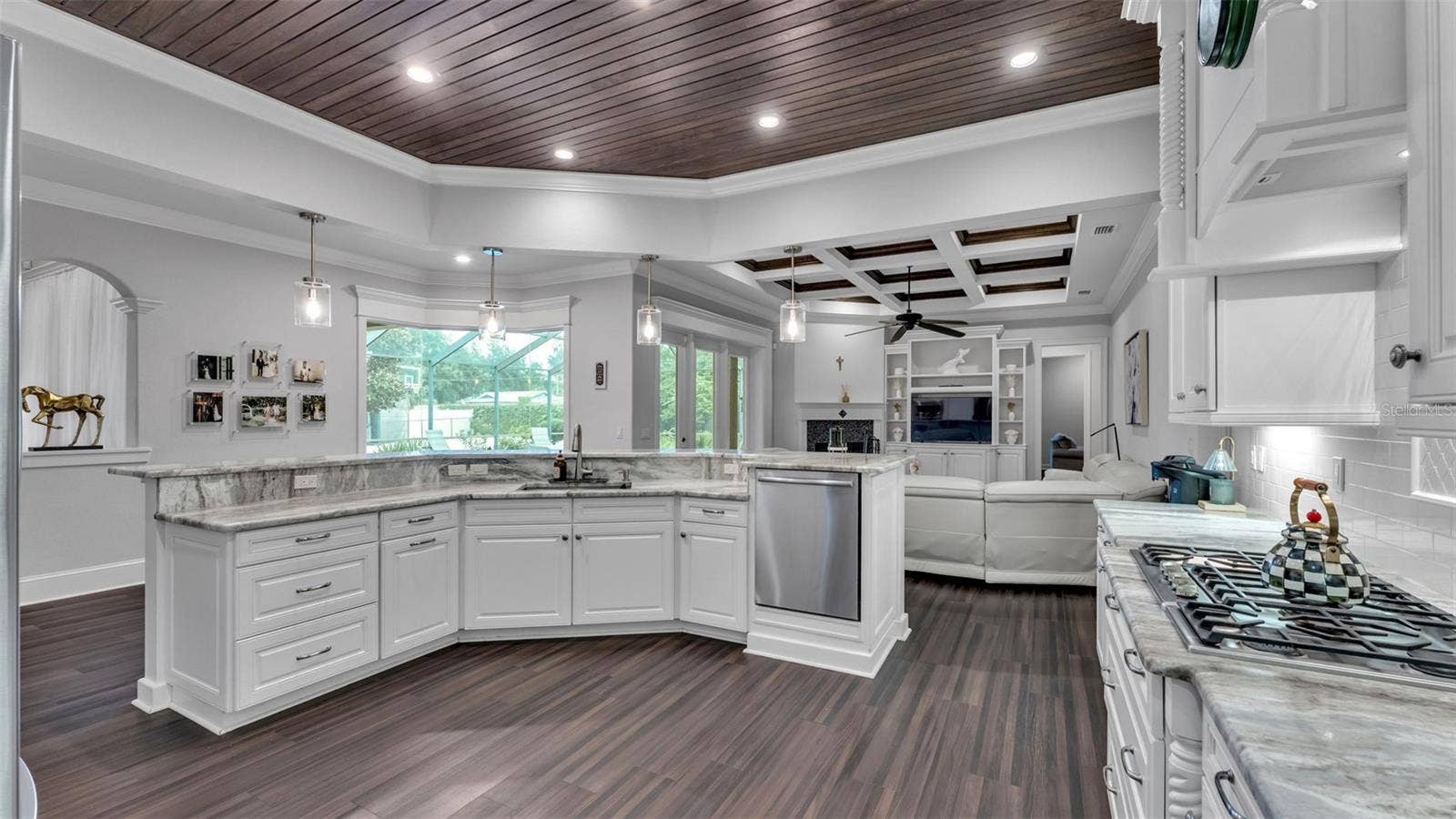 6626 CRESCENT WOODS CIRCLE, Lakeland, FL 33813 6626 CRESCENT WOODS CIRCLE, Lakeland, FL 33813