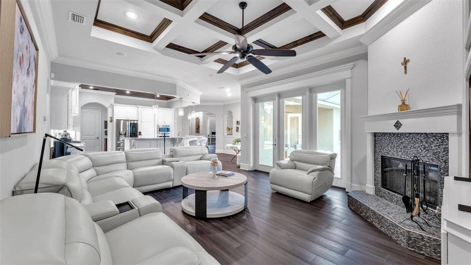 6626 CRESCENT WOODS CIRCLE, Lakeland, FL 33813 family room