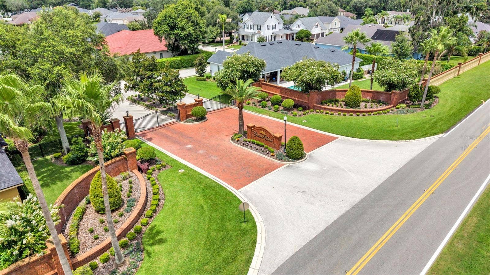6626 CRESCENT WOODS CIRCLE, Lakeland, FL 33813 6626 CRESCENT WOODS CIRCLE, Lakeland, FL 33813