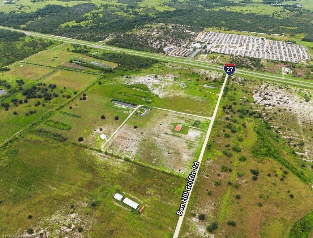 541 US-27 N, Venus, FL 33960