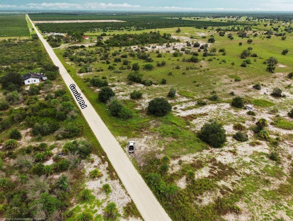 561 US-27 N, Venus, FL 33960