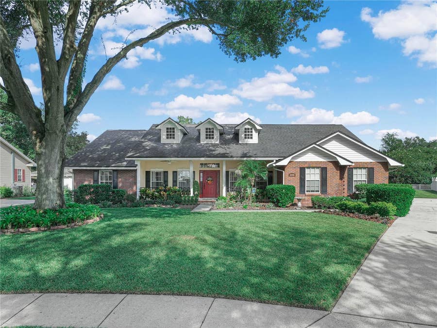 Property photo for 2113 LONGLEAF CIRCLE, Lakeland, FL