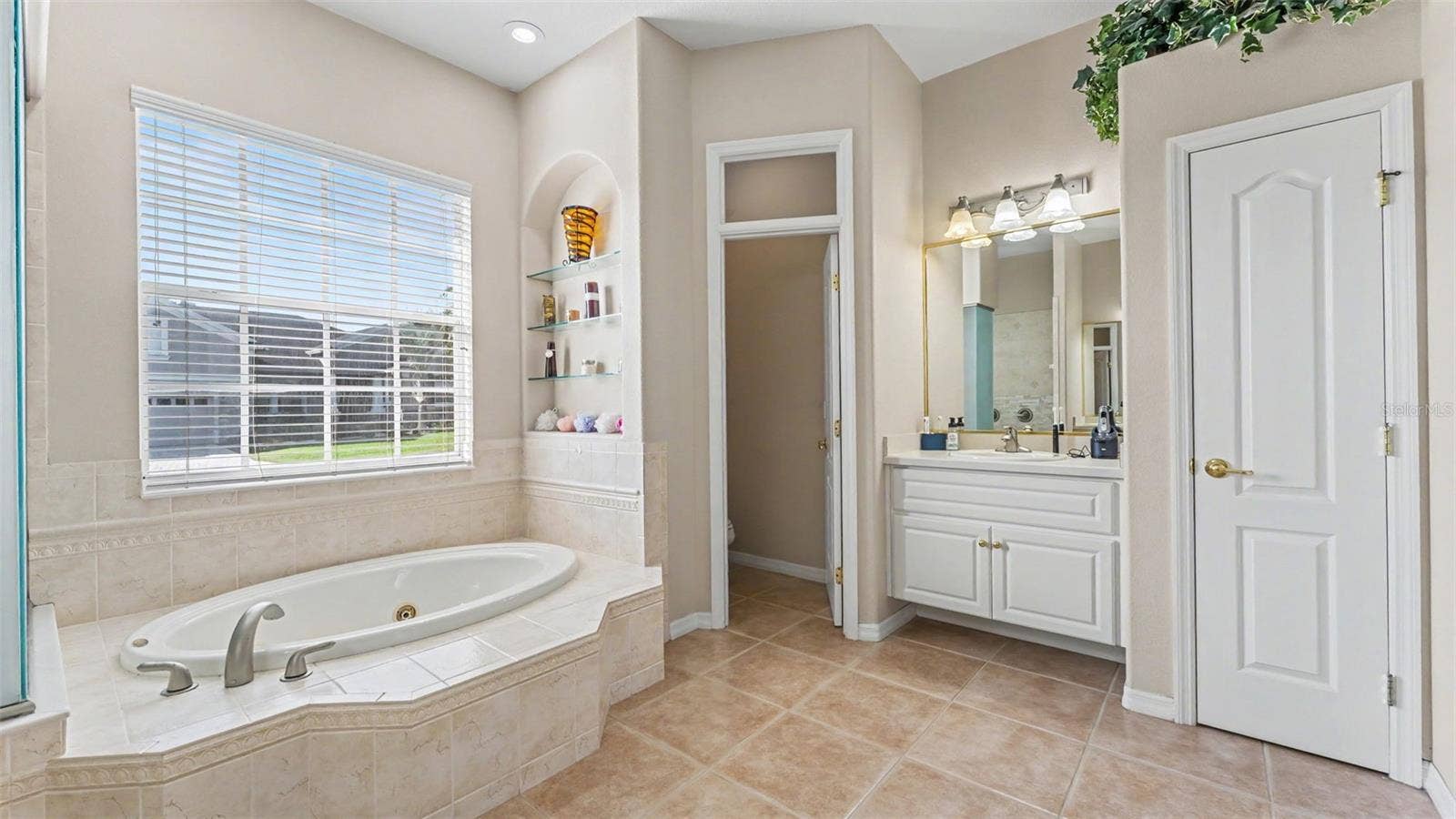 2640 VERANDAH VUE DRIVE, Lakeland, FL 33812 2640 VERANDAH VUE DRIVE, Lakeland, FL 33812