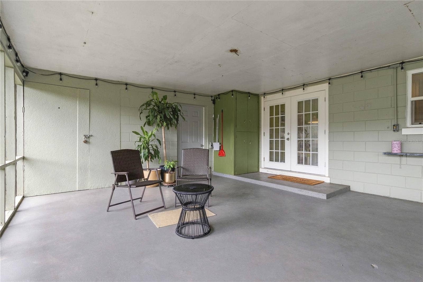 222 6TH STREET NE, Fort Meade, FL 33841 Screened patio