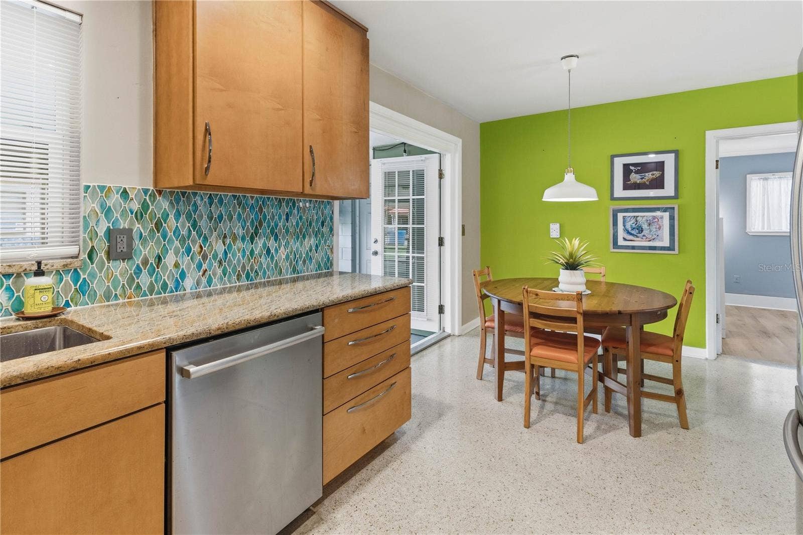 222 6TH STREET NE, Fort Meade, FL 33841 Kitchen