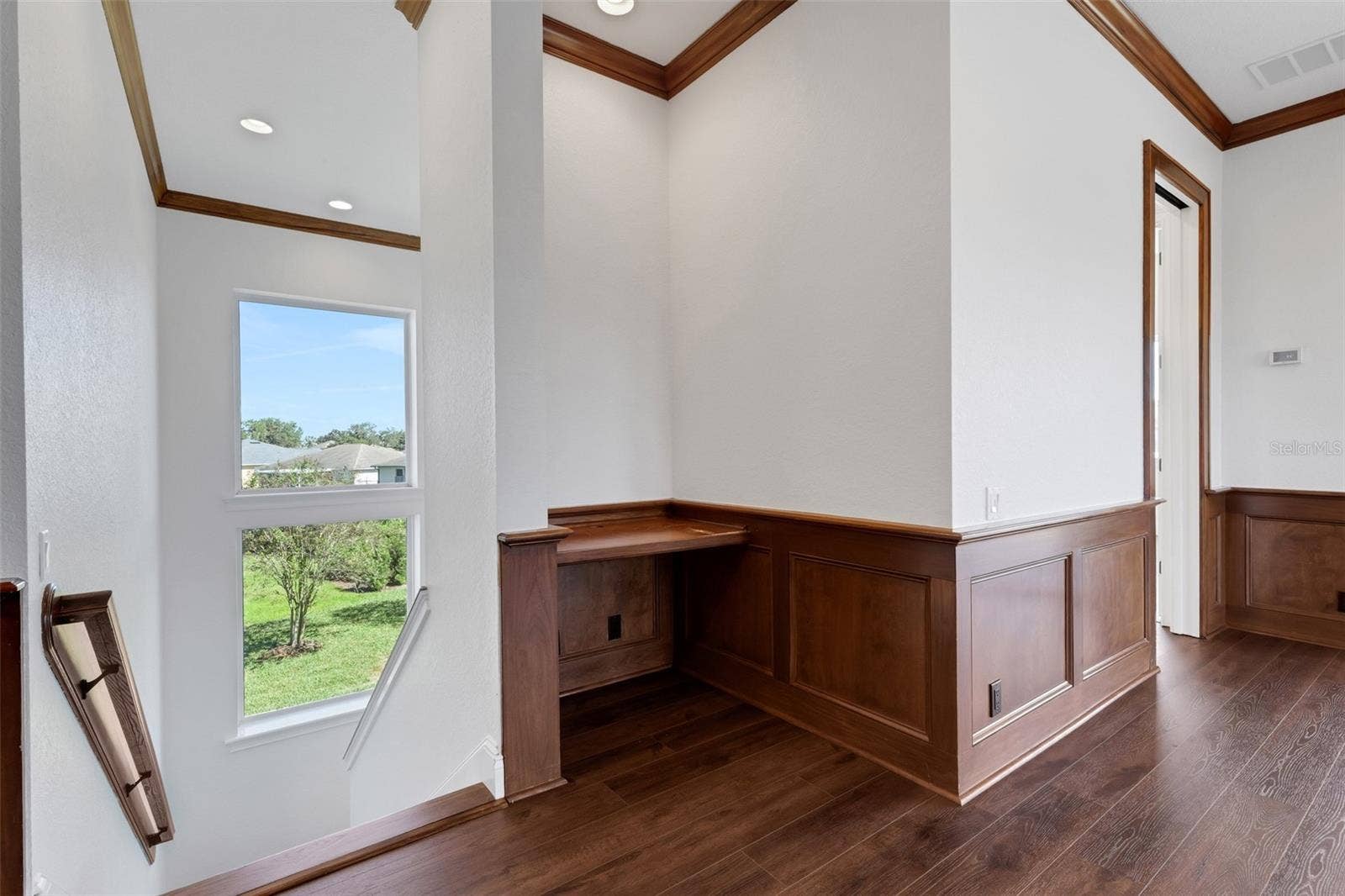 6562 EAGLE VIEW LOOP, Lakeland, FL 33813 Upstairs we go . . .