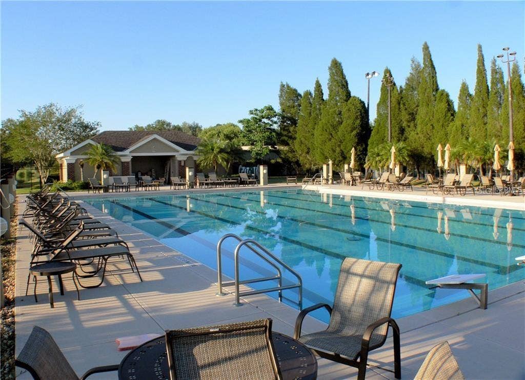 6562 EAGLE VIEW LOOP, Lakeland, FL 33813 pool and tennis facilities nearby.