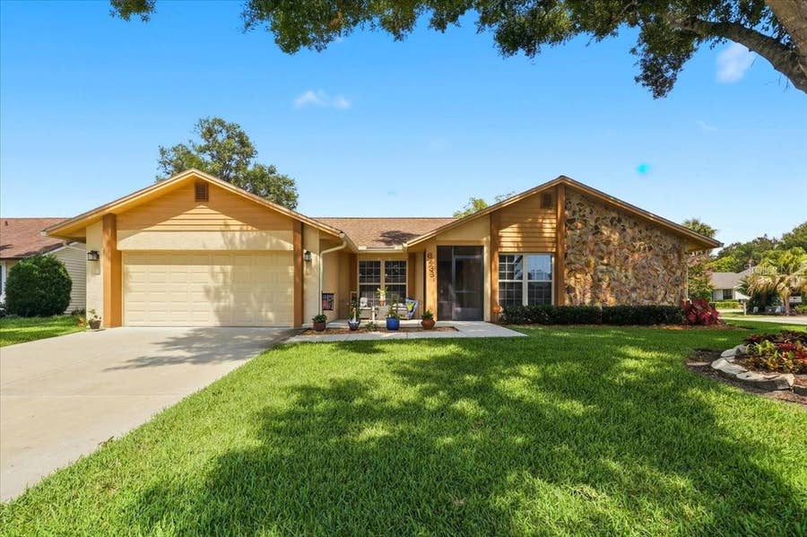 Property photo for 6436 BUTTERNUT DRIVE, Lakeland, FL