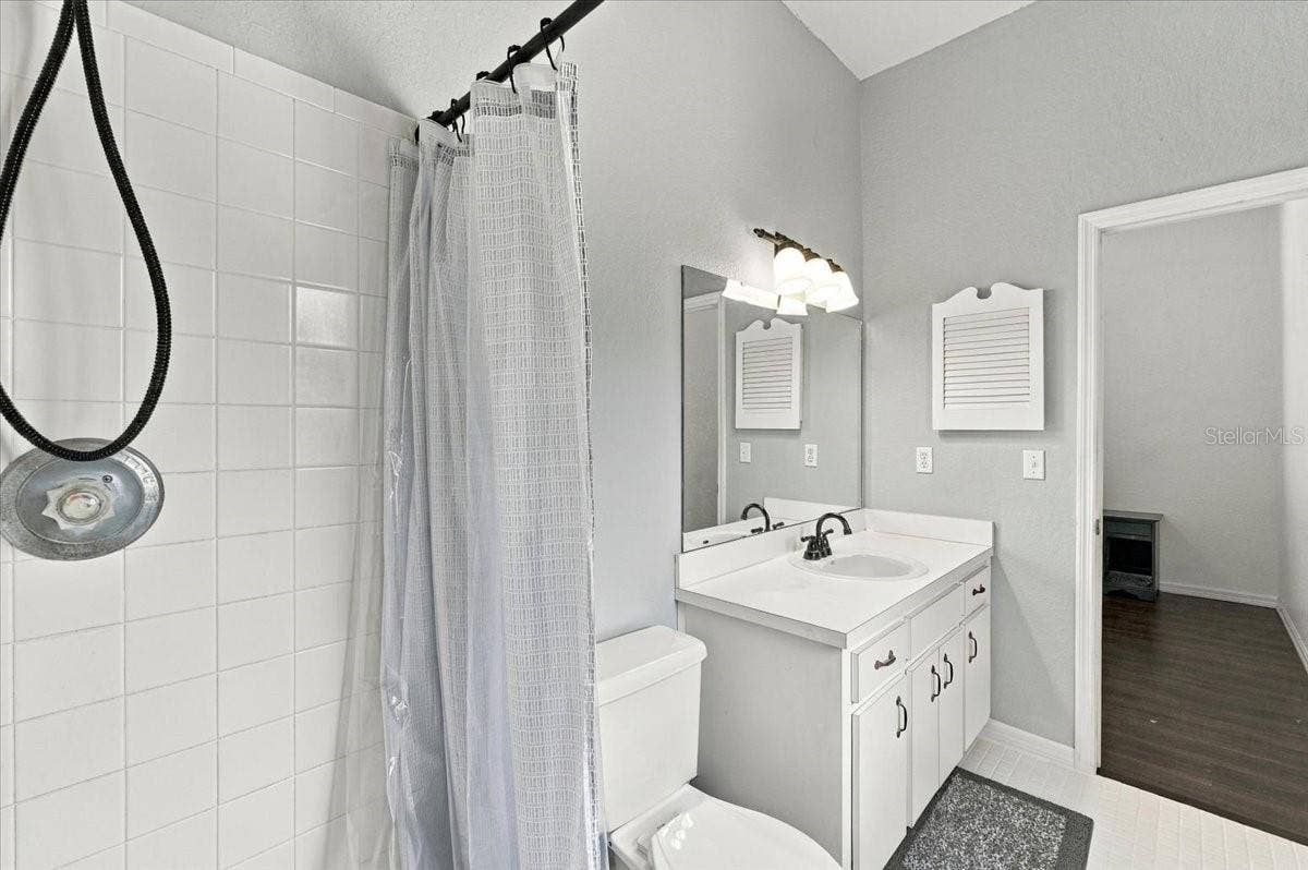 3824 CREEK WAY COURT, Plant City, FL 33563 Primary Bathroom with Walk in Shower