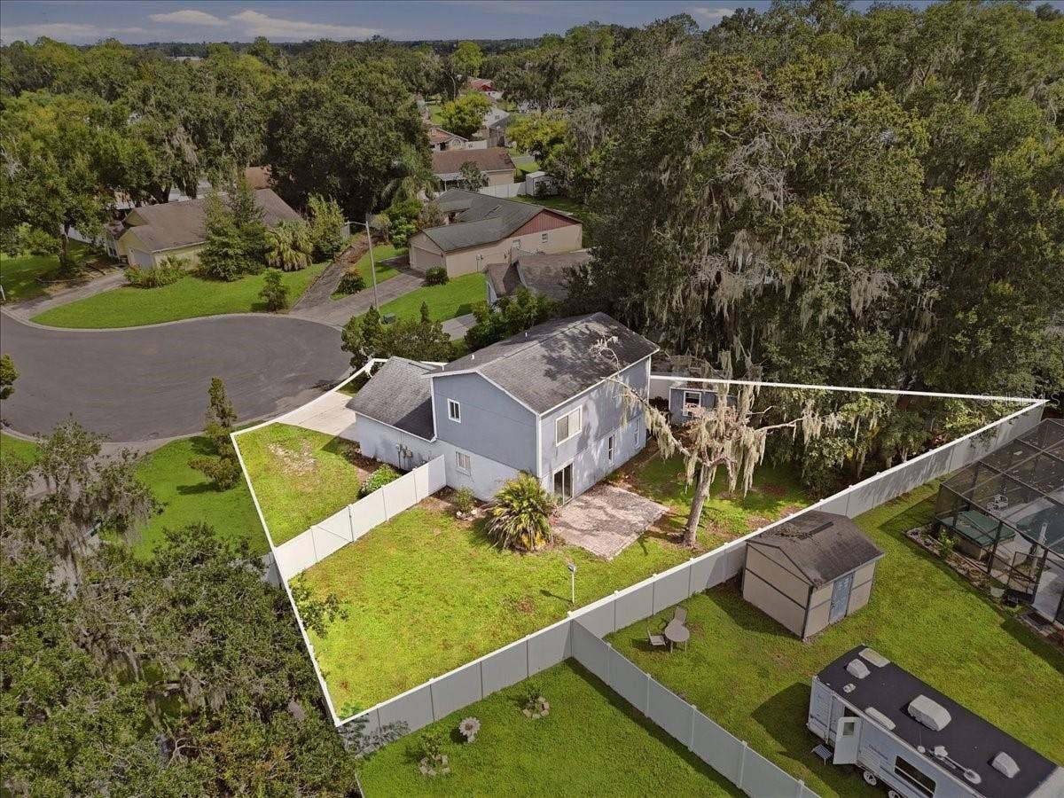 3824 CREEK WAY COURT, Plant City, FL 33563 3824 CREEK WAY COURT, Plant City, FL 33563
