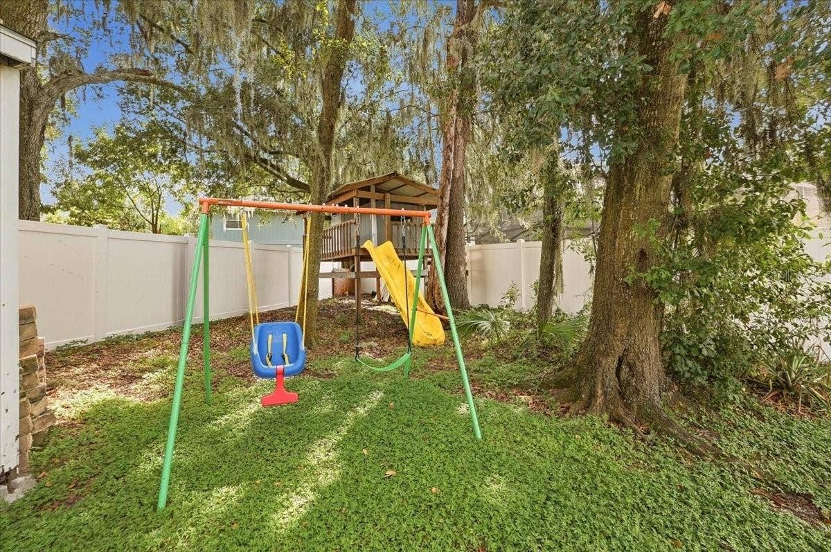 3824 CREEK WAY COURT, Plant City, FL 33563 3824 CREEK WAY COURT, Plant City, FL 33563