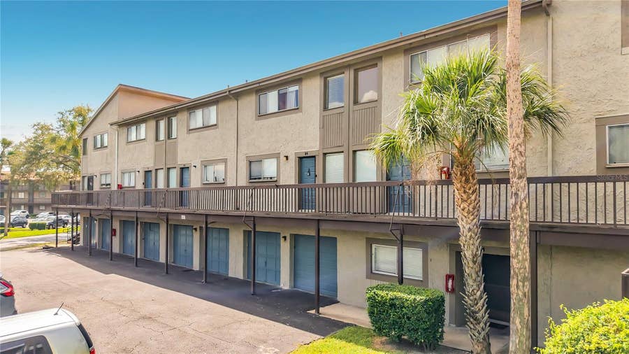 Property photo for 6305 NEWTOWN CIRCLE, #5B4, Tampa, FL