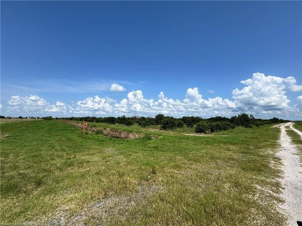 17515 BONEY ROAD, Sebring, FL 33870