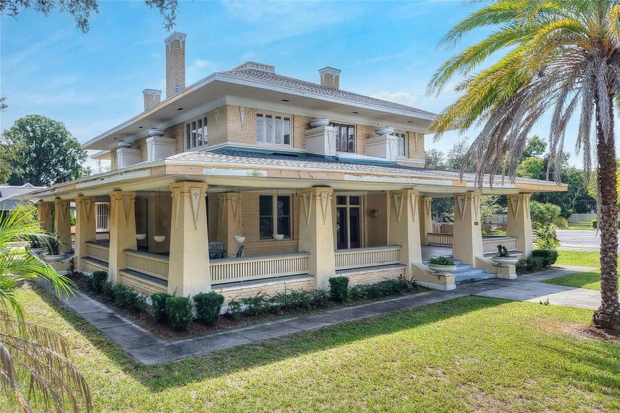 Property photo for 417 FRANK LLOYD WRIGHT WAY, Lakeland, FL