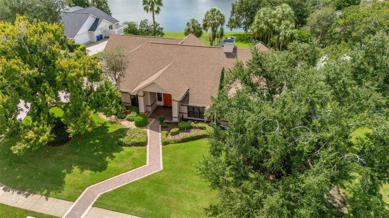 3507 BARLEY LANE, Lakeland, FL 33803 And this lovely home is no exception!