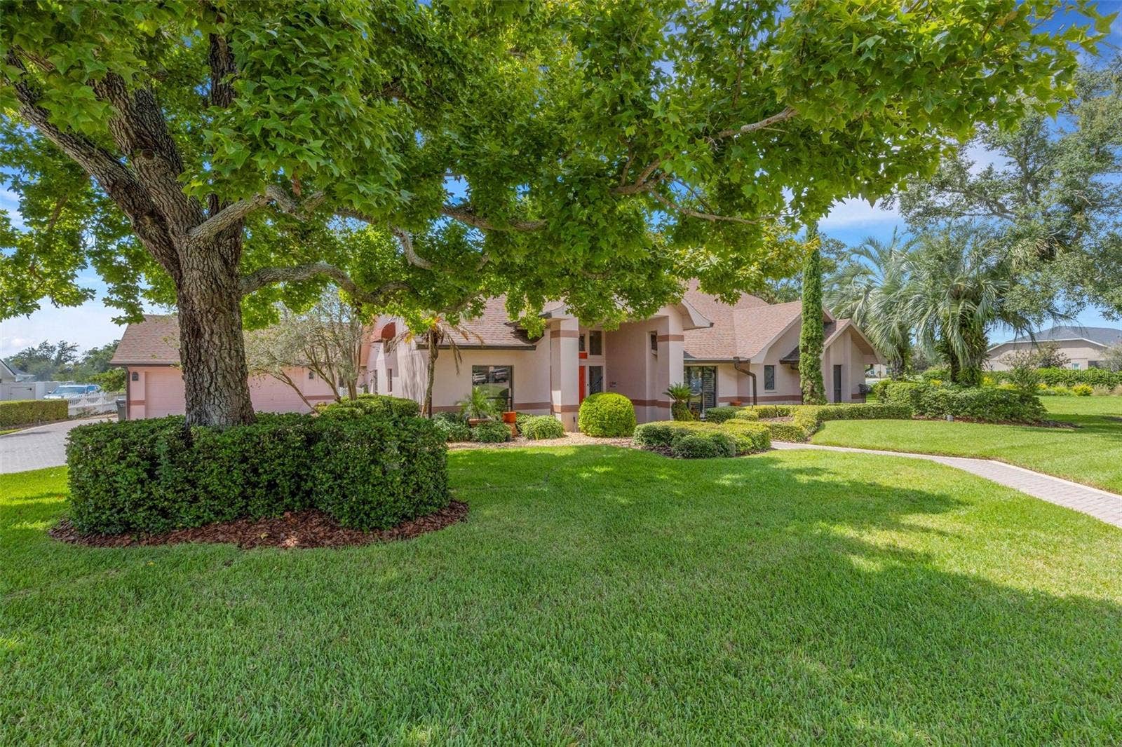 3507 BARLEY LANE, Lakeland, FL 33803 Visit in person during the upcoming Estate Sale on November 5-8, individual appointments will be scheduled beginning 11.09.2026