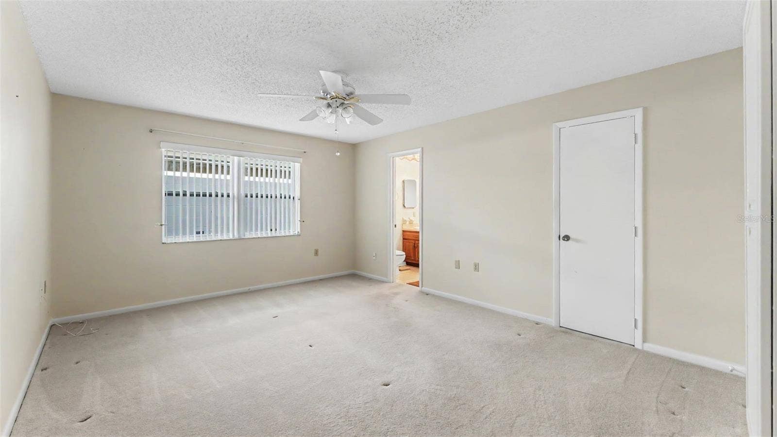 450 NIGHTHAWK DRIVE, Lakeland, FL 33813 450 NIGHTHAWK DRIVE, Lakeland, FL 33813