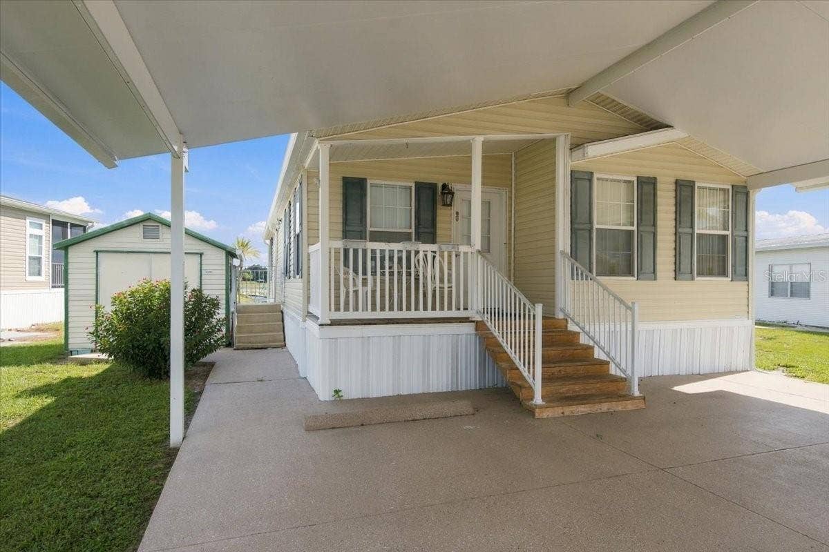 59 BEAVERKILL DRIVE, Lake Wales, FL 33898 Lovely porch