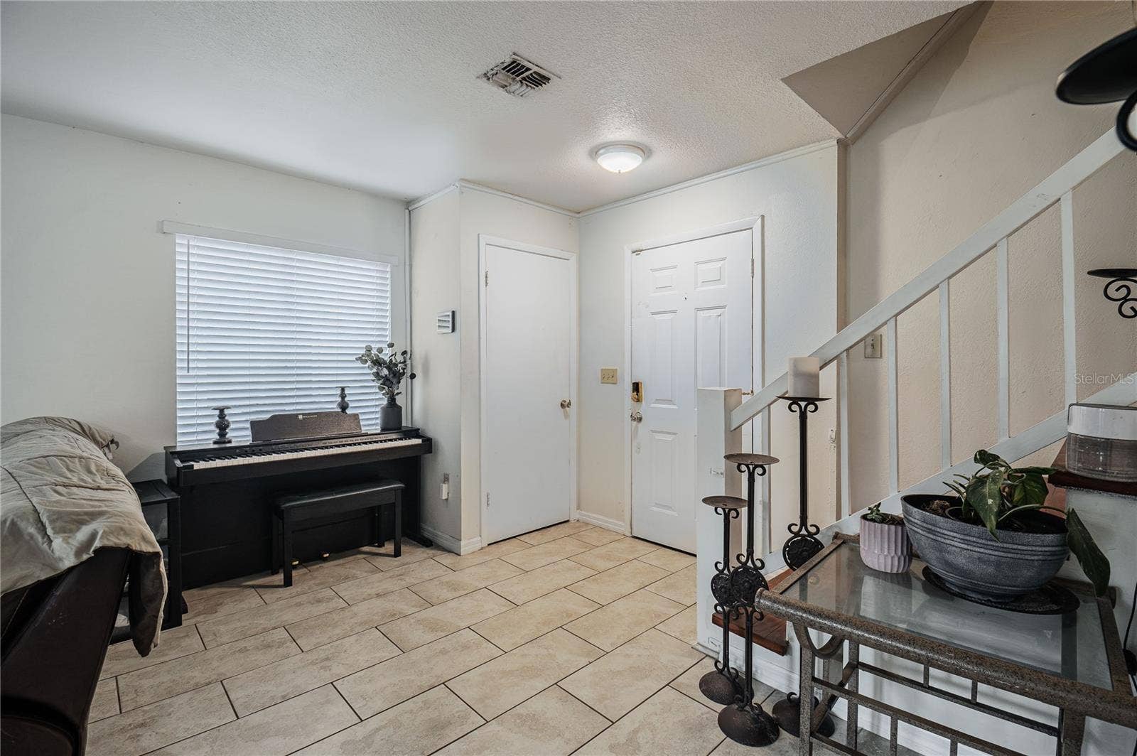 1006 BUTTERCUP DRIVE, Lakeland, FL 33801