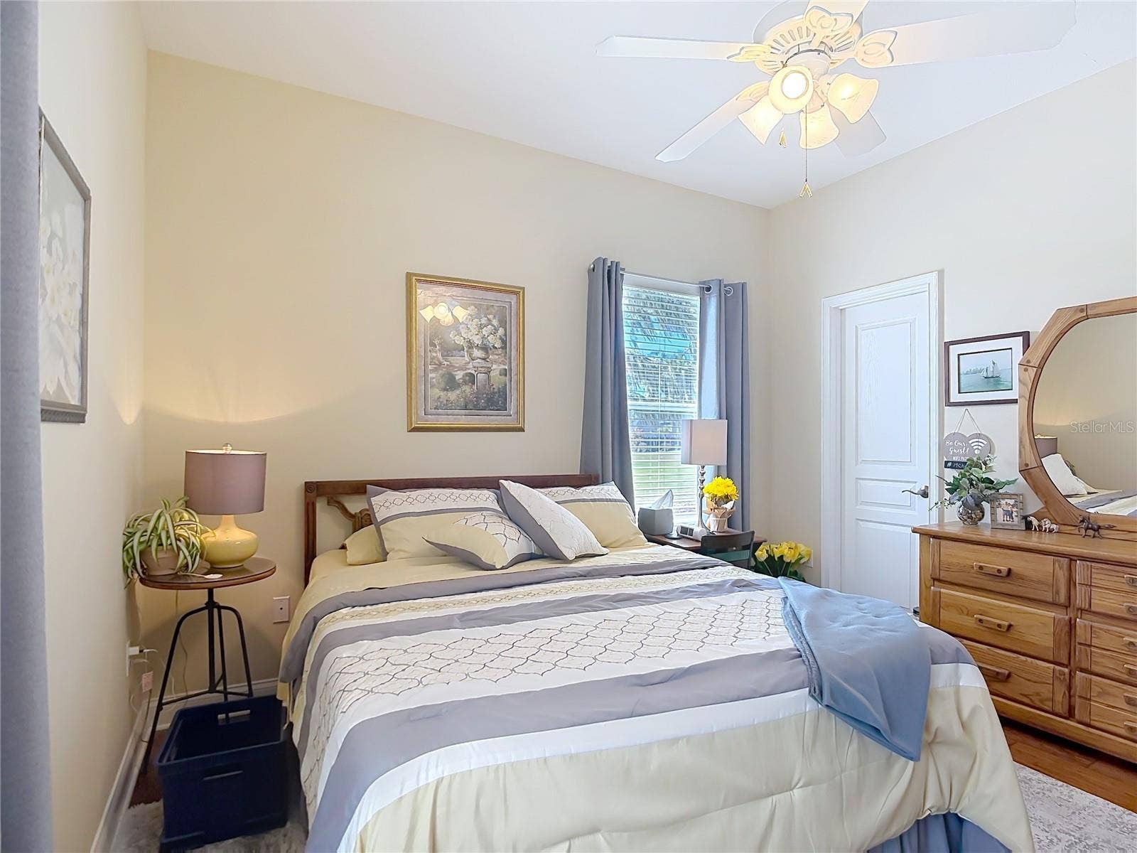 Bedroom 3. walk in closet