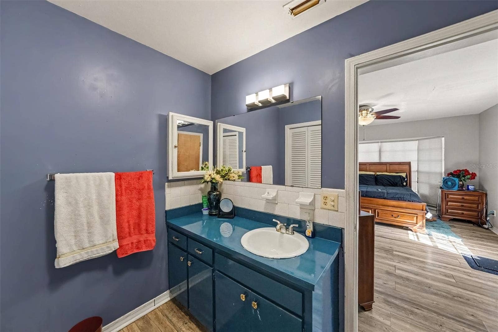7145 WRENWOOD CIRCLE, Tampa, FL 33617 7145 WRENWOOD CIRCLE, Tampa, FL 33617