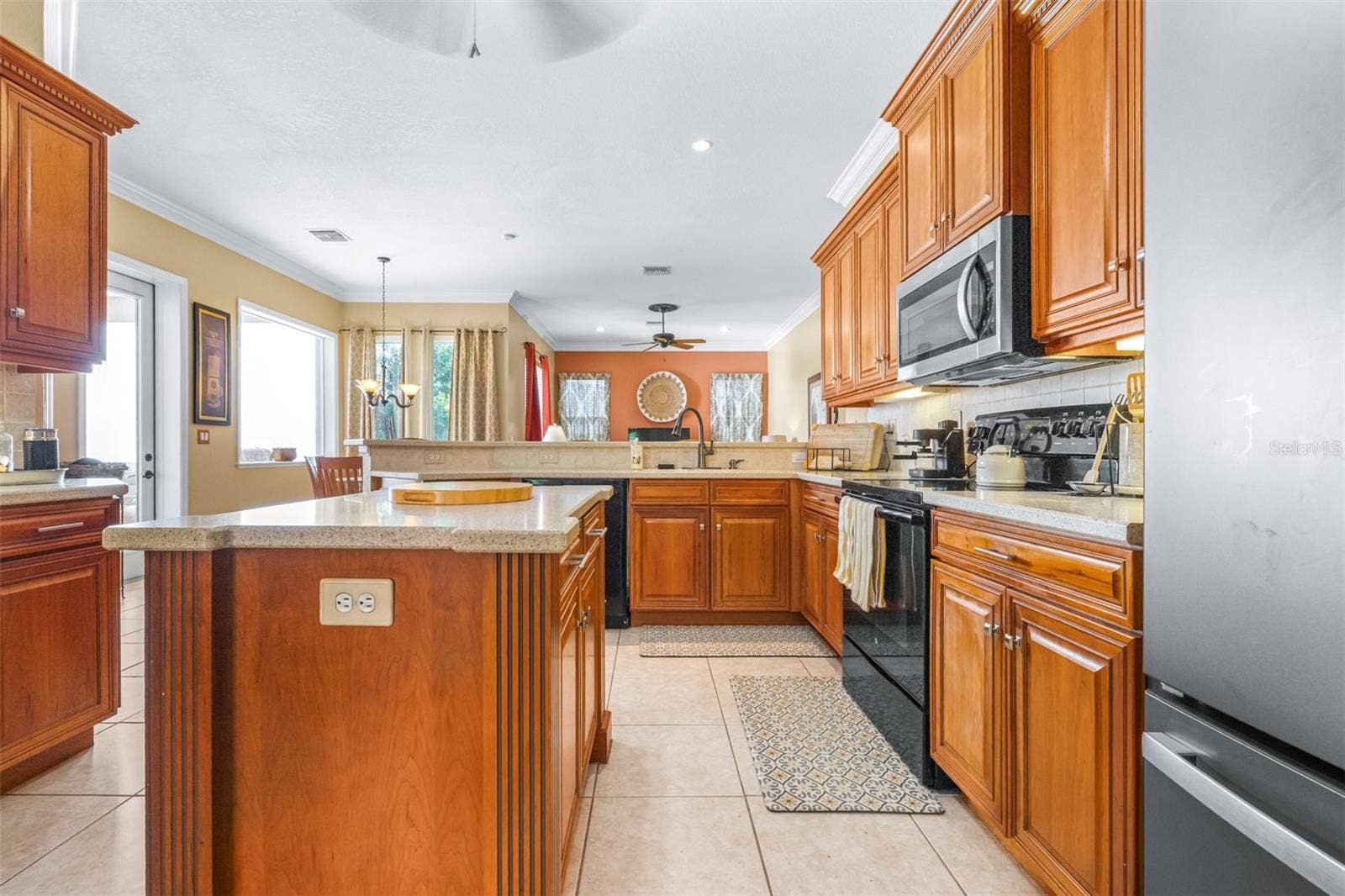 2713 ISLAND DRIVE, Sebring, FL 33872