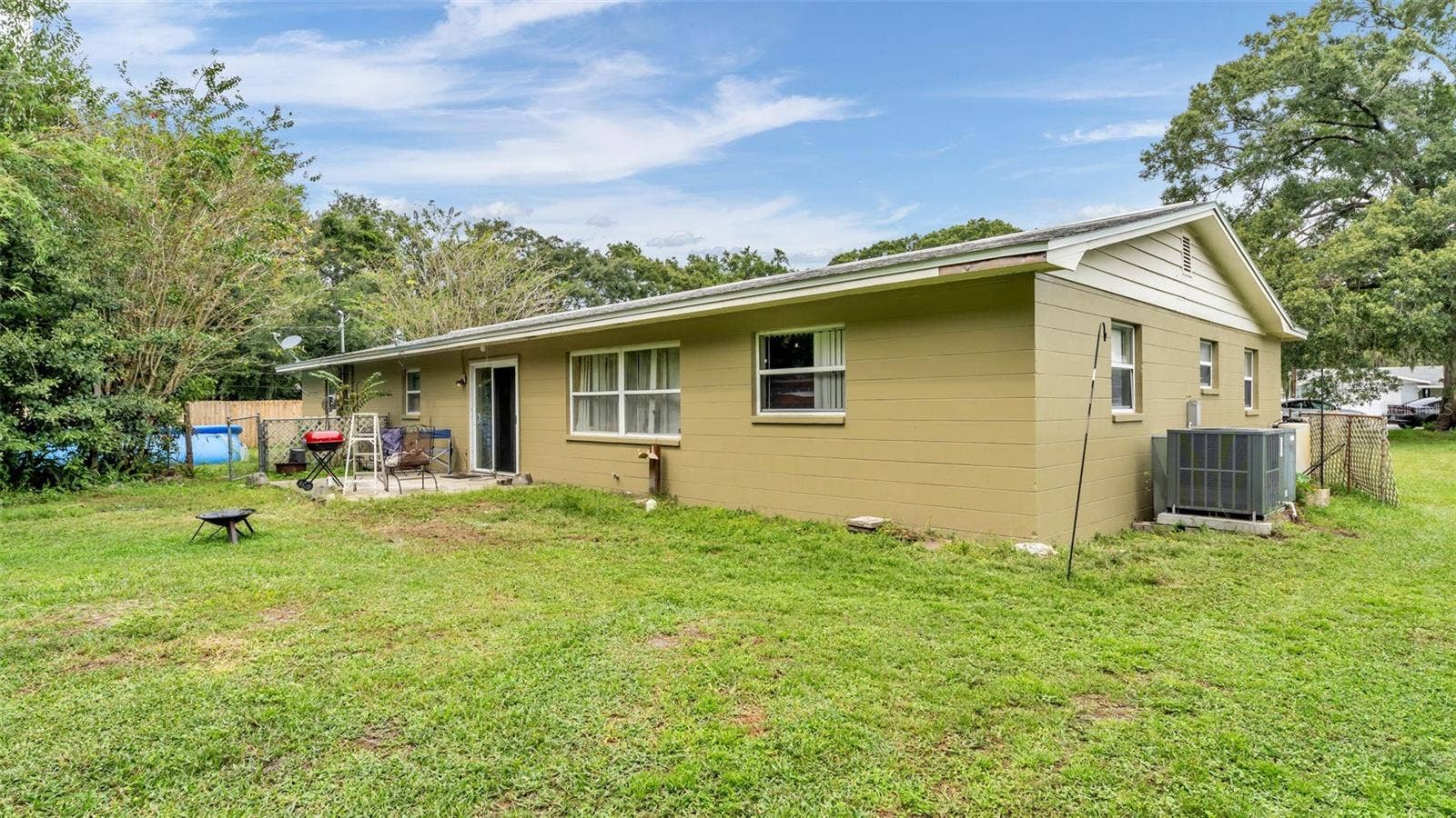 116 MARIS COURT, Lakeland, FL 33809 Back of home