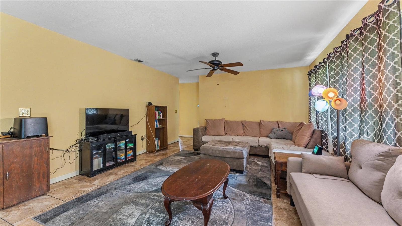 116 MARIS COURT, Lakeland, FL 33809 Living room