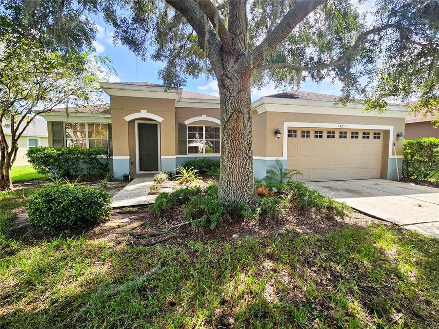 Property photo for 2425 WINNIPEG DRIVE, Lakeland, FL