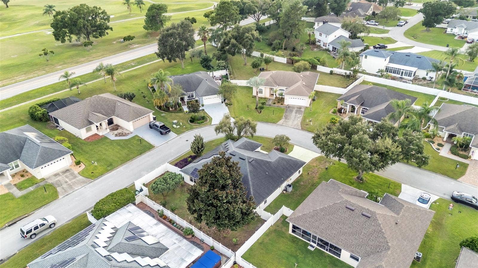 7434 BEAUMONT DRIVE, Lakeland, FL 33810 7434 BEAUMONT DRIVE, Lakeland, FL 33810