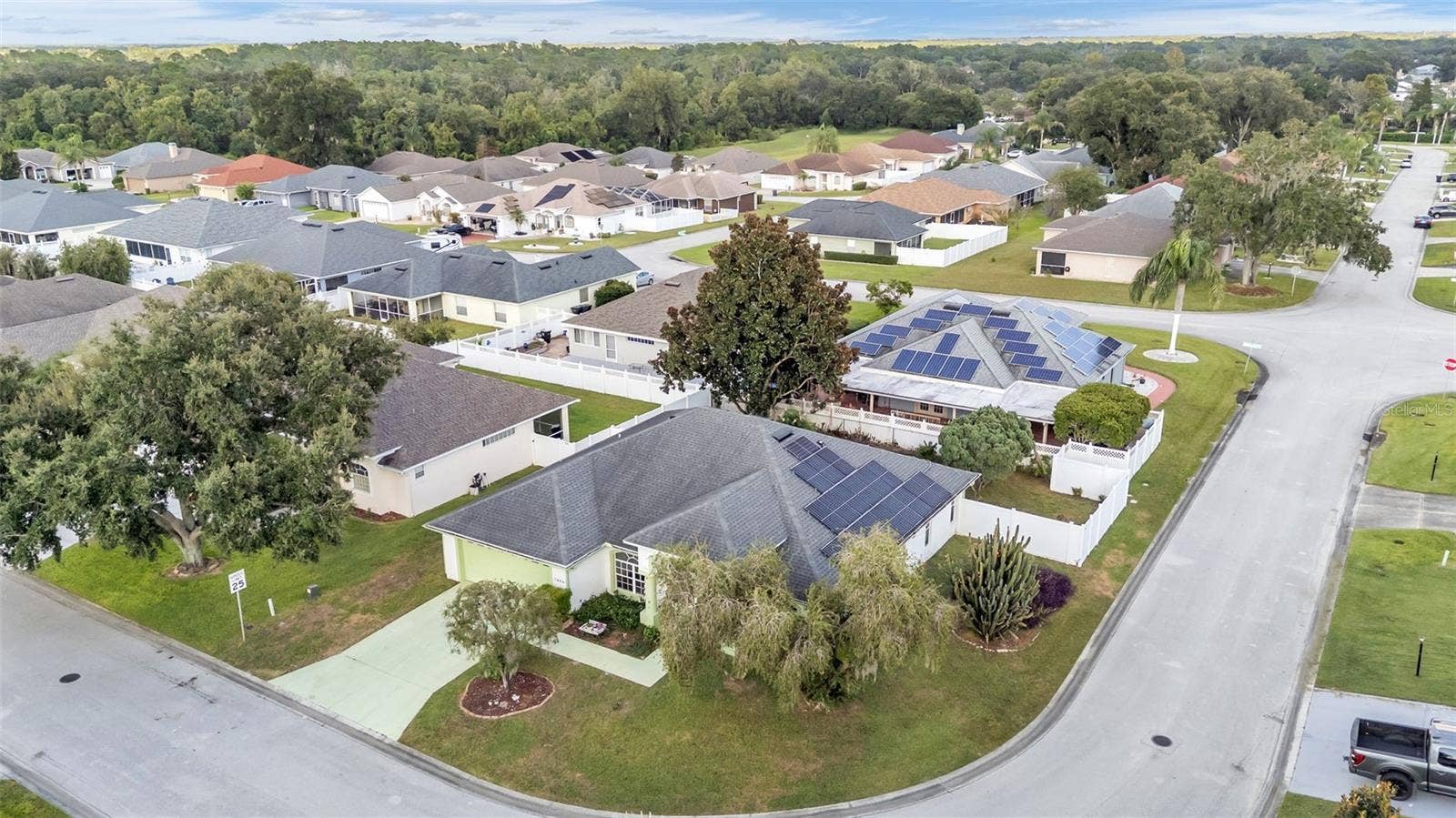 7434 BEAUMONT DRIVE, Lakeland, FL 33810 7434 BEAUMONT DRIVE, Lakeland, FL 33810