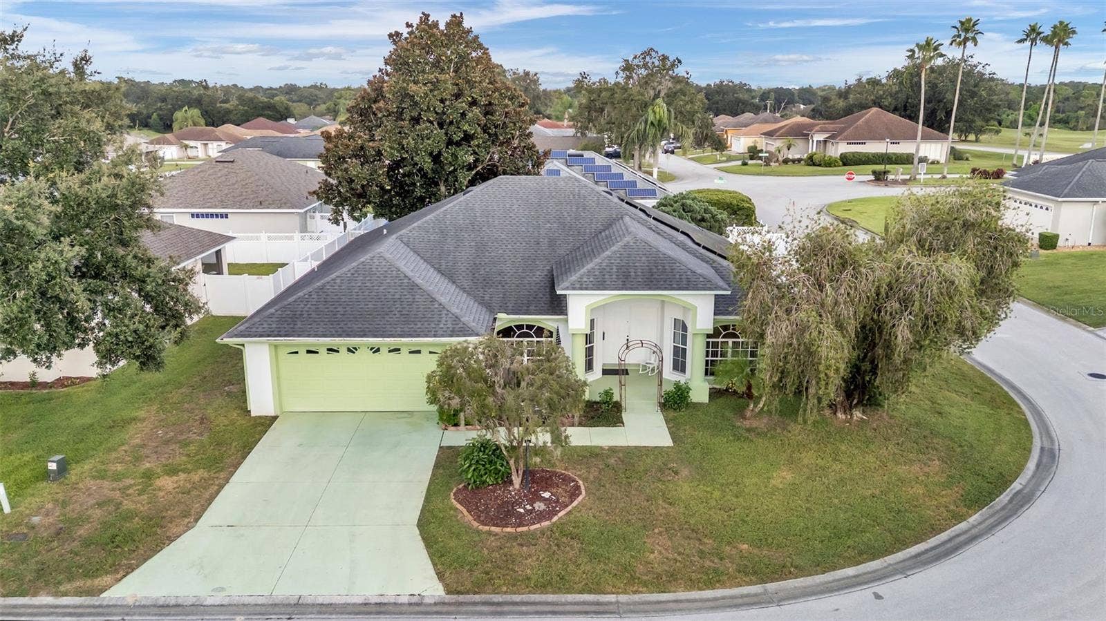 7434 BEAUMONT DRIVE, Lakeland, FL 33810 7434 BEAUMONT DRIVE, Lakeland, FL 33810