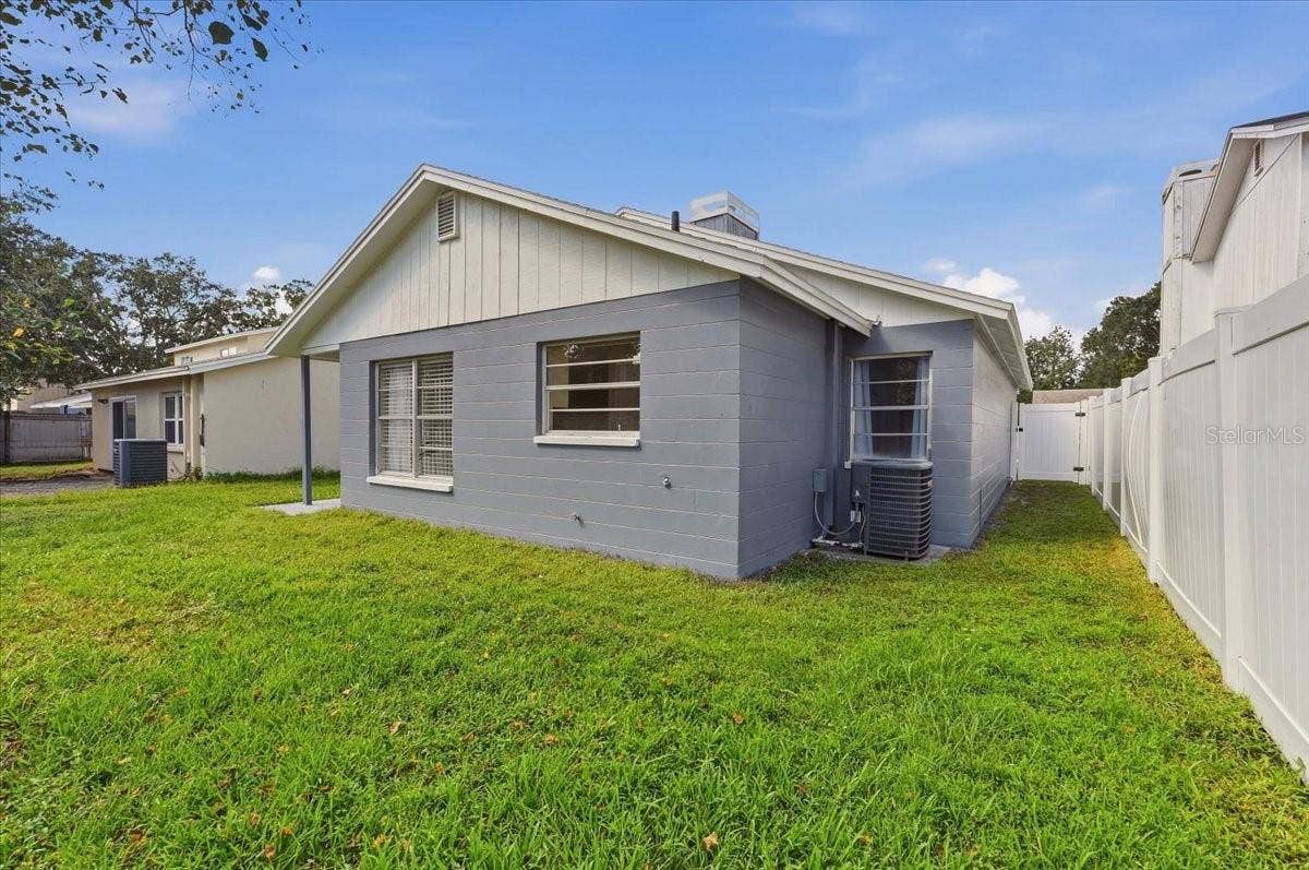 1432 MARIGOLD DRIVE, Lakeland, FL 33811