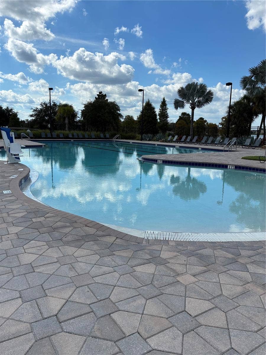2113 GENEVA DRIVE, Lakeland, FL 33805 Community Pool