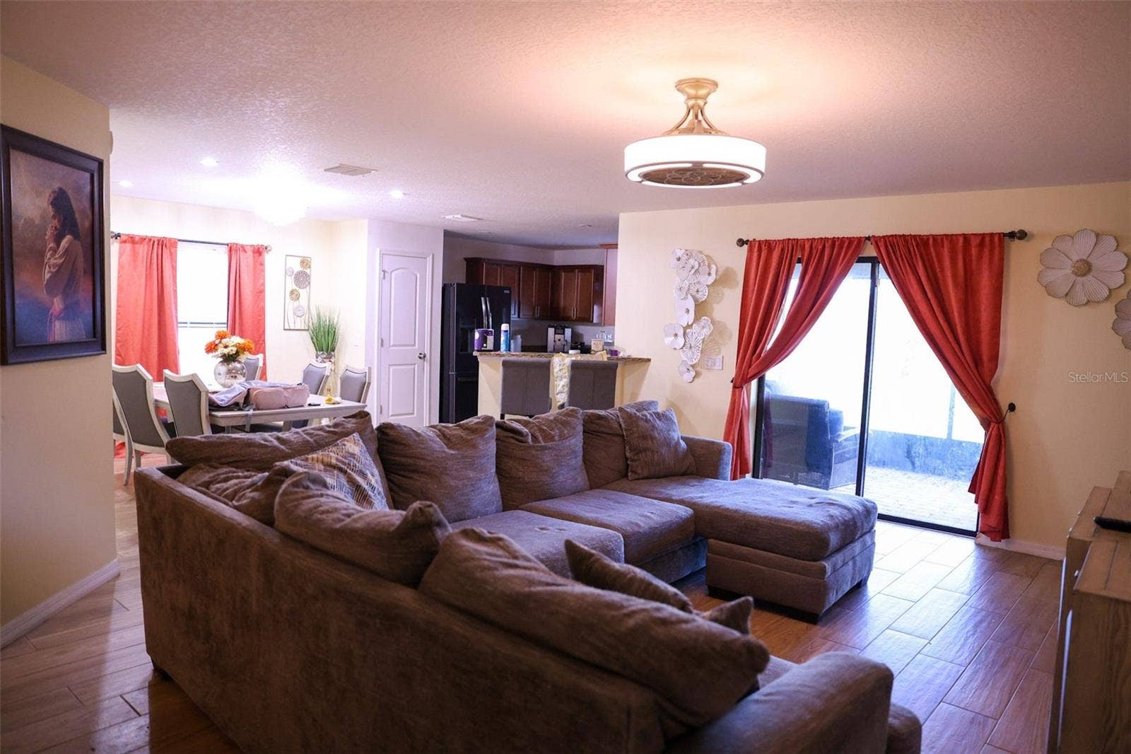 2113 GENEVA DRIVE, Lakeland, FL 33805 2113 GENEVA DRIVE, Lakeland, FL 33805