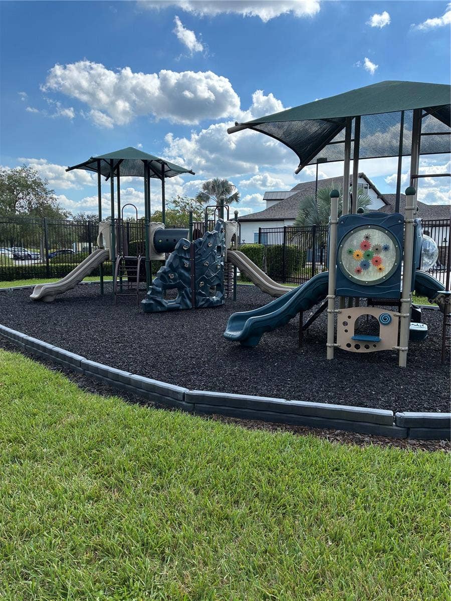 2113 GENEVA DRIVE, Lakeland, FL 33805 Community Park
