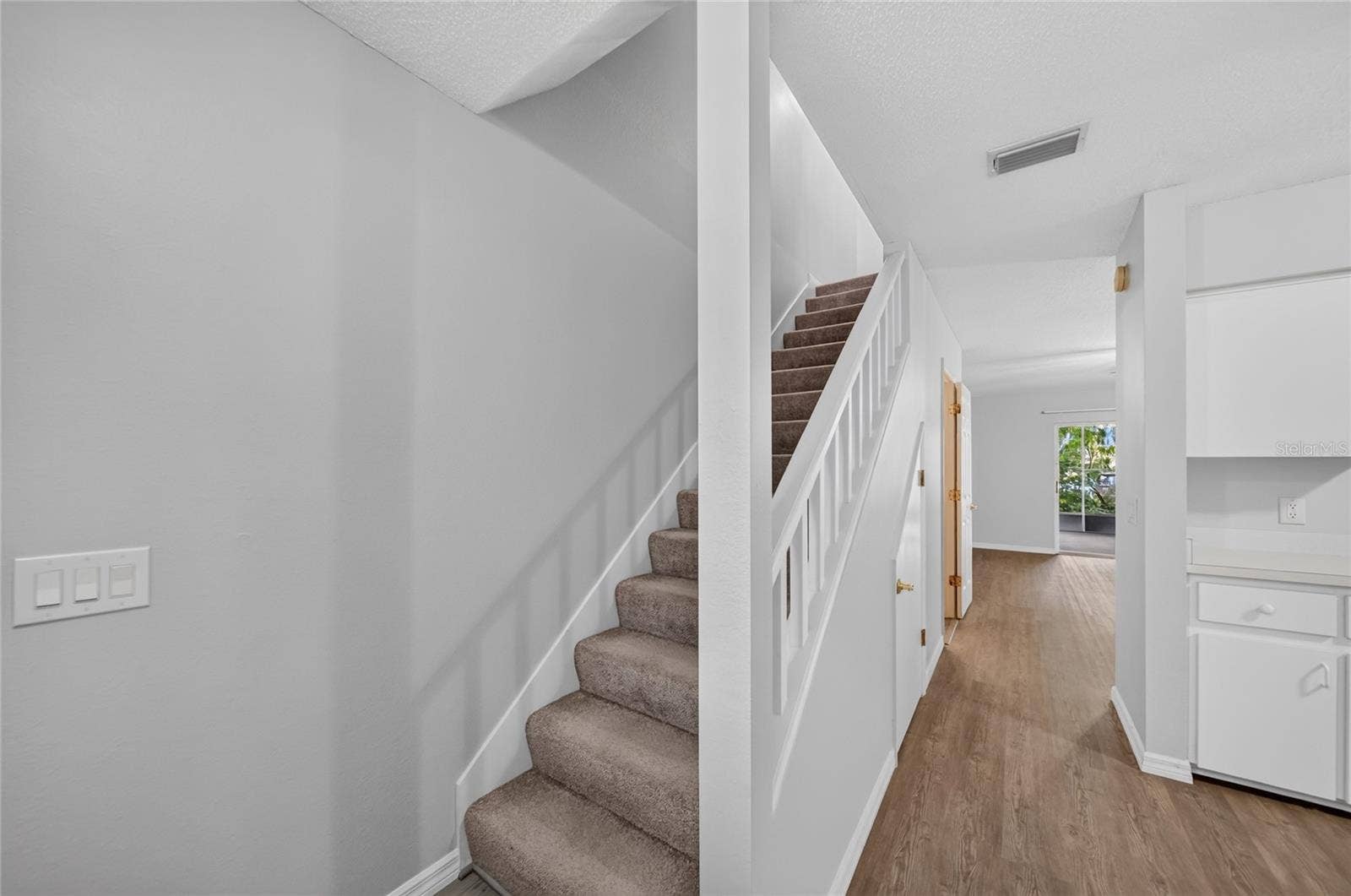 2352 ISLE ROYALE COURT SE, Winter Haven, FL 33880 2352 ISLE ROYALE COURT SE, Winter Haven, FL 33880