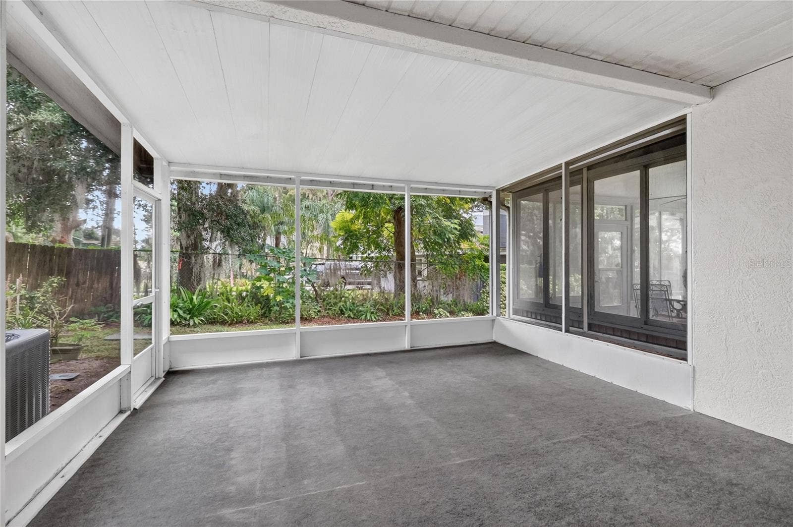 2352 ISLE ROYALE COURT SE, Winter Haven, FL 33880 2352 ISLE ROYALE COURT SE, Winter Haven, FL 33880