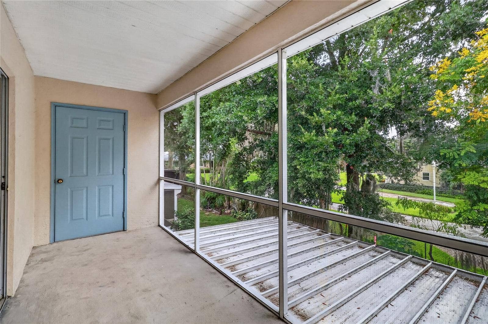 2352 ISLE ROYALE COURT SE, Winter Haven, FL 33880 2352 ISLE ROYALE COURT SE, Winter Haven, FL 33880