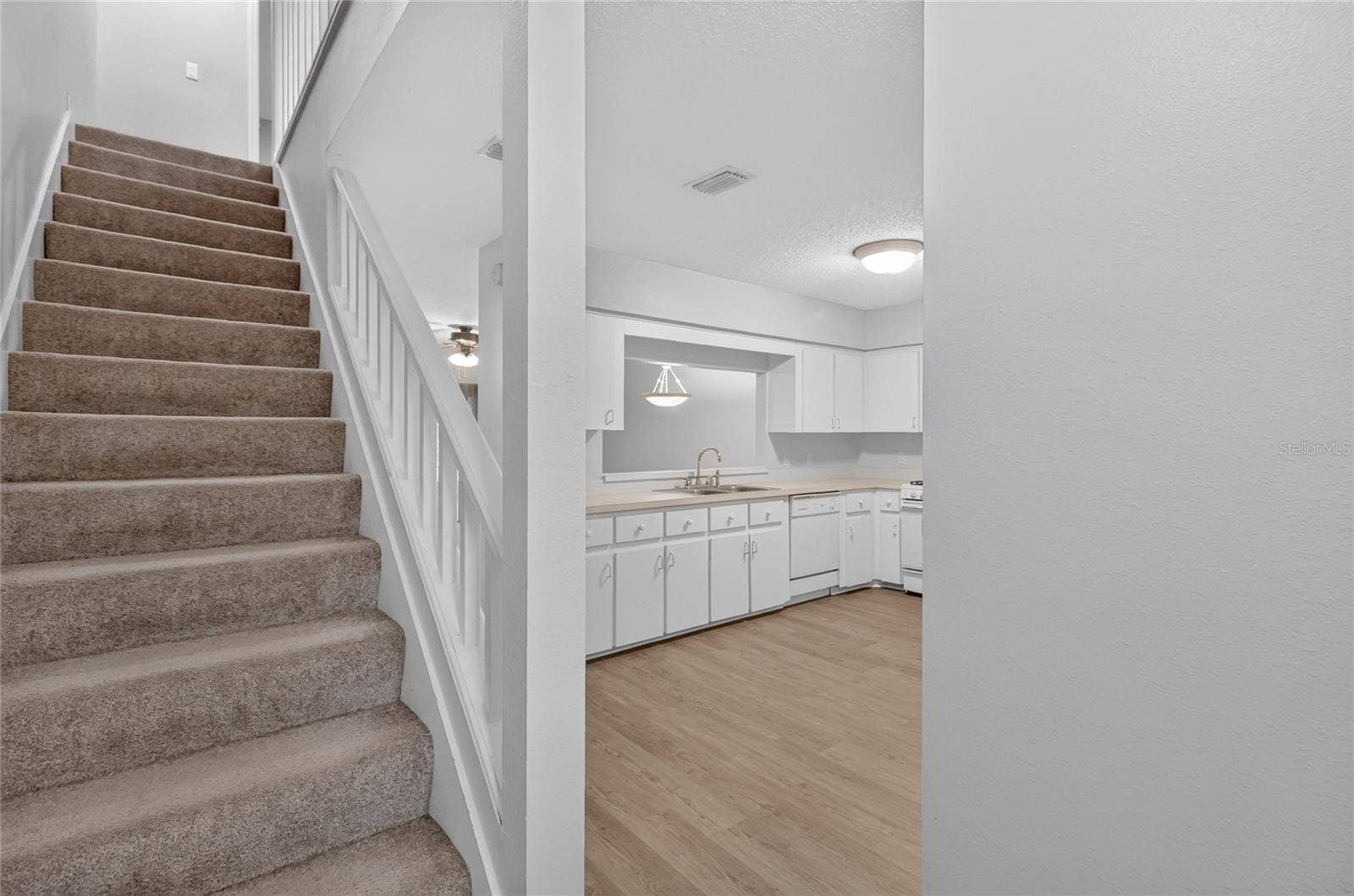 2352 ISLE ROYALE COURT SE, Winter Haven, FL 33880 2352 ISLE ROYALE COURT SE, Winter Haven, FL 33880
