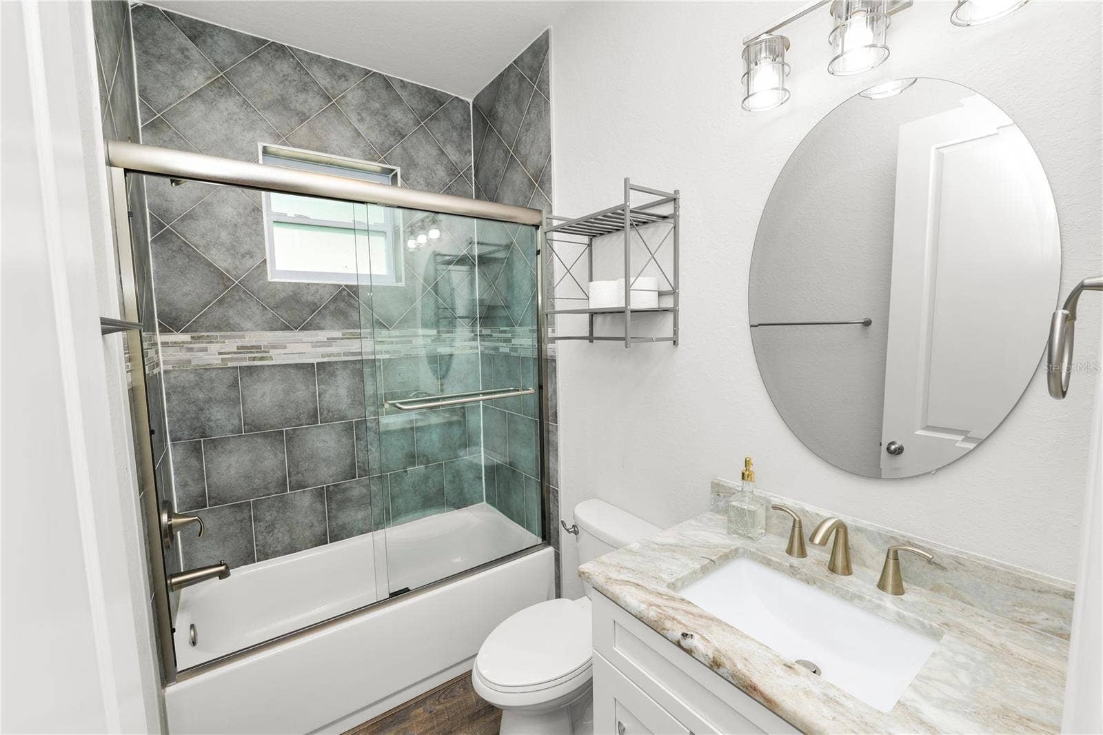 3725 57TH AVENUE N, St Petersburg, FL 33714 3725 57TH AVENUE N, St Petersburg, FL 33714