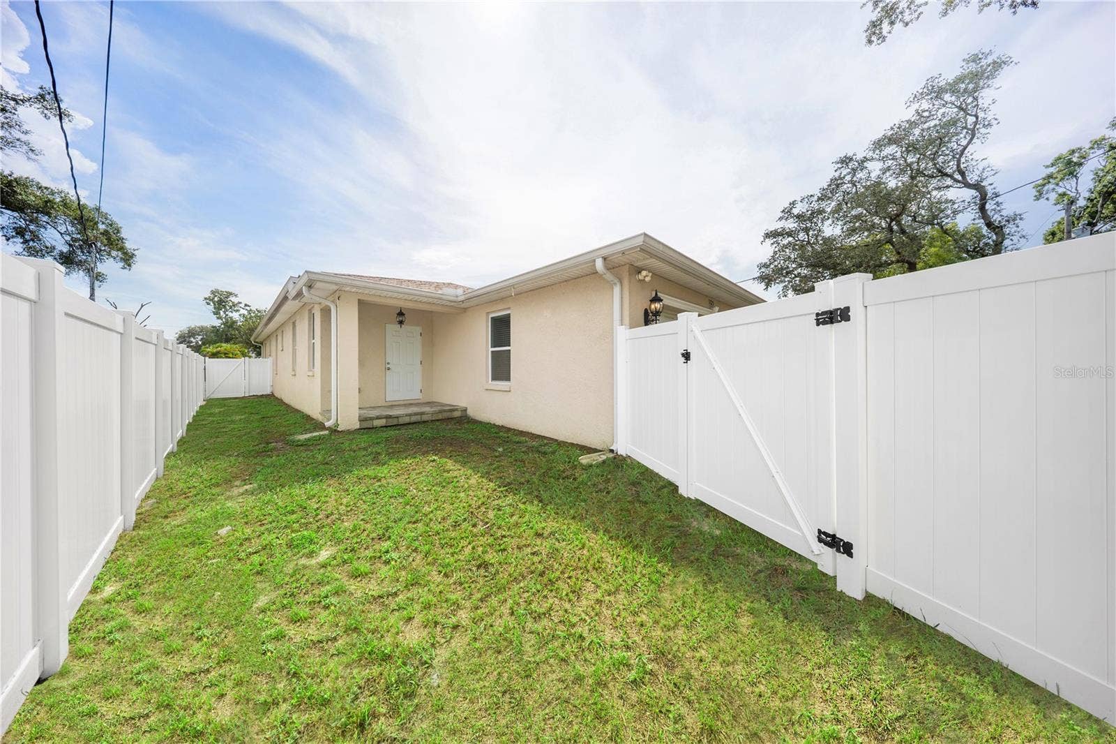 3725 57TH AVENUE N, St Petersburg, FL 33714 3725 57TH AVENUE N, St Petersburg, FL 33714